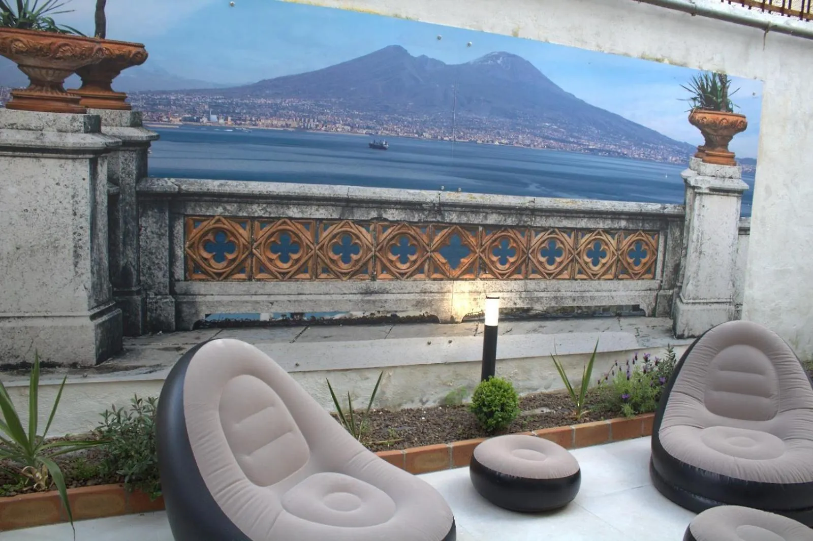Realeborbonica-Intero Appartamento Con Ampio Terrazzino Portici Vakantiehuis