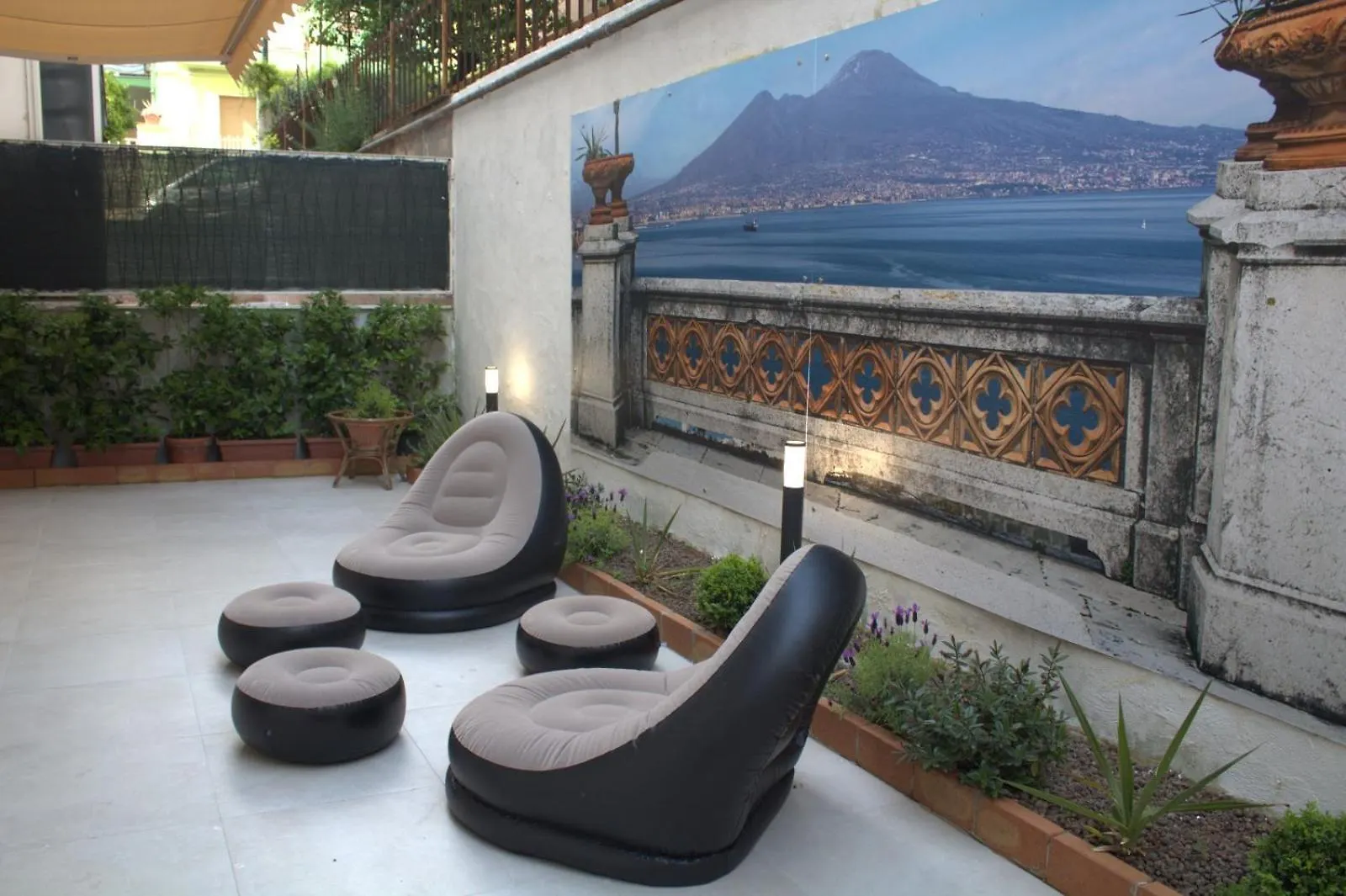 Realeborbonica-Intero Appartamento Con Ampio Terrazzino Portici 0*,