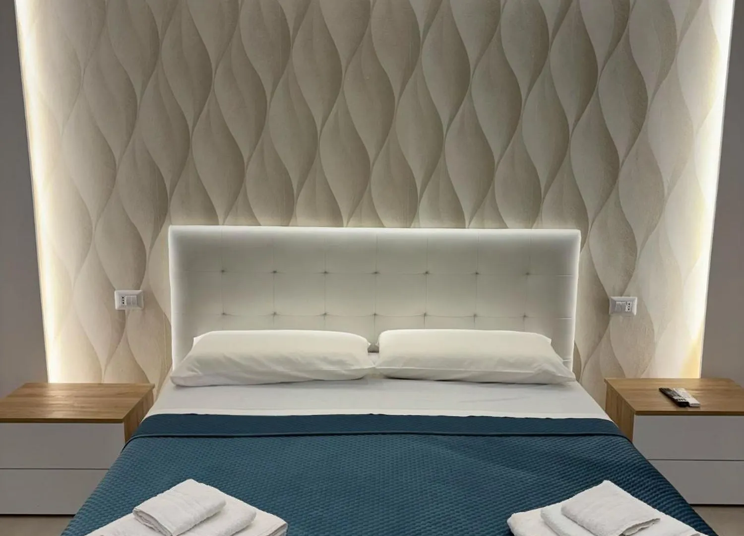 Vakantiehuis Realeborbonica-Intero Appartamento Con Ampio Terrazzino Portici